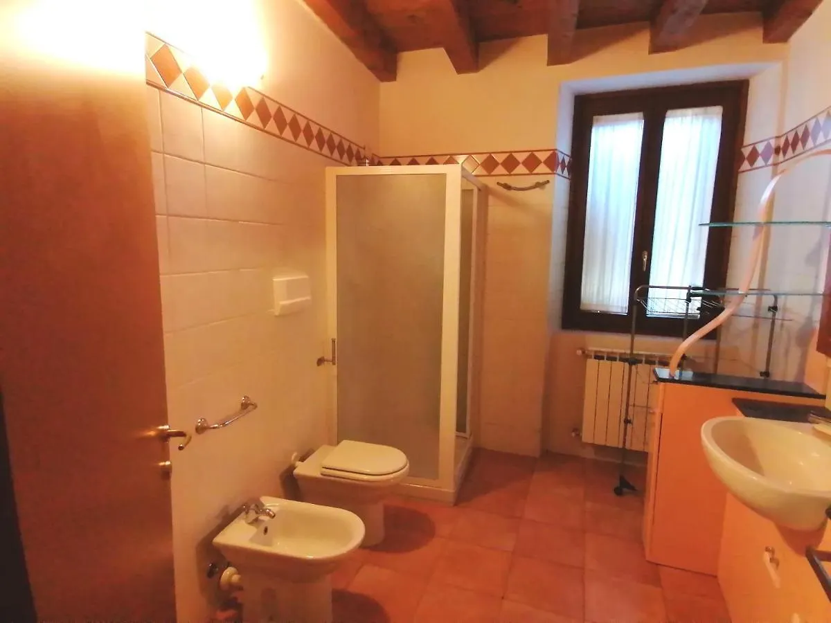 Casa Sveva - Appartamento Vista Castello Costa di Mezzate 0*,  Italien