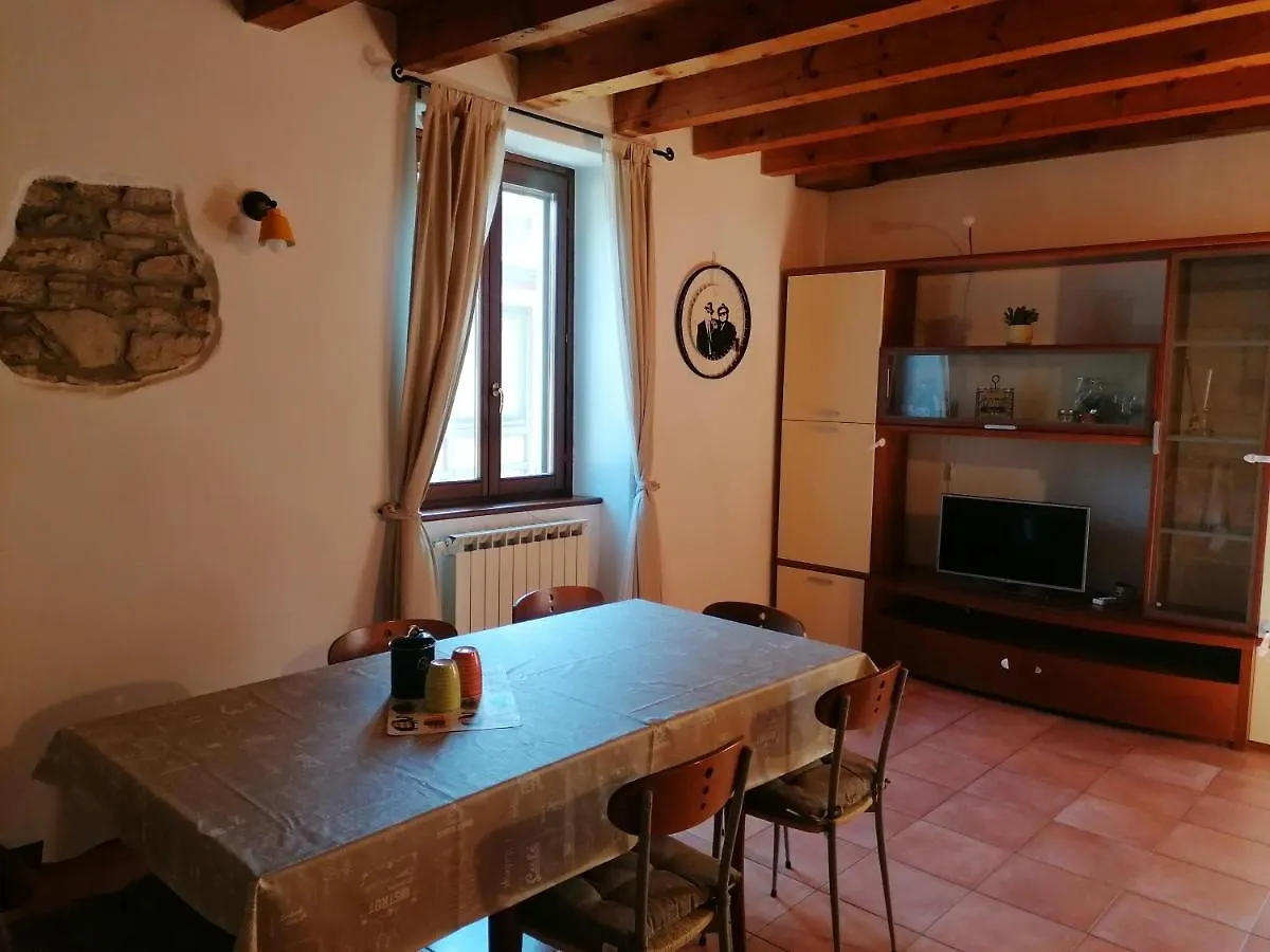 Casa Sveva - Appartamento Vista Castello Costa di Mezzate Apartment